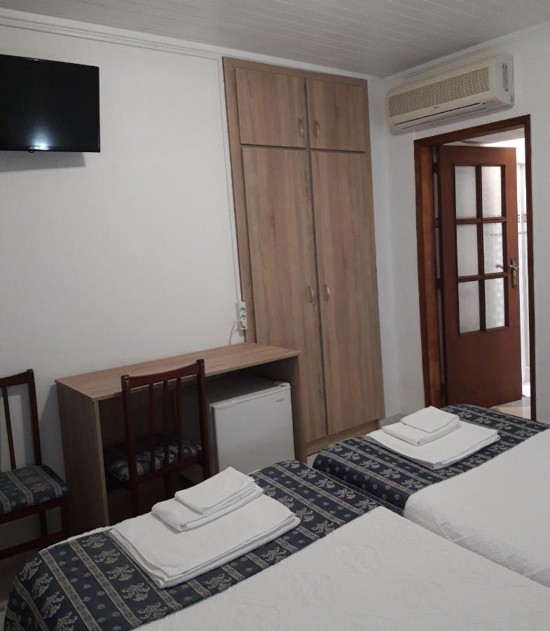 Residencial Antonio Mocisso Guesthouse เอลวัช ภายนอก รูปภาพ