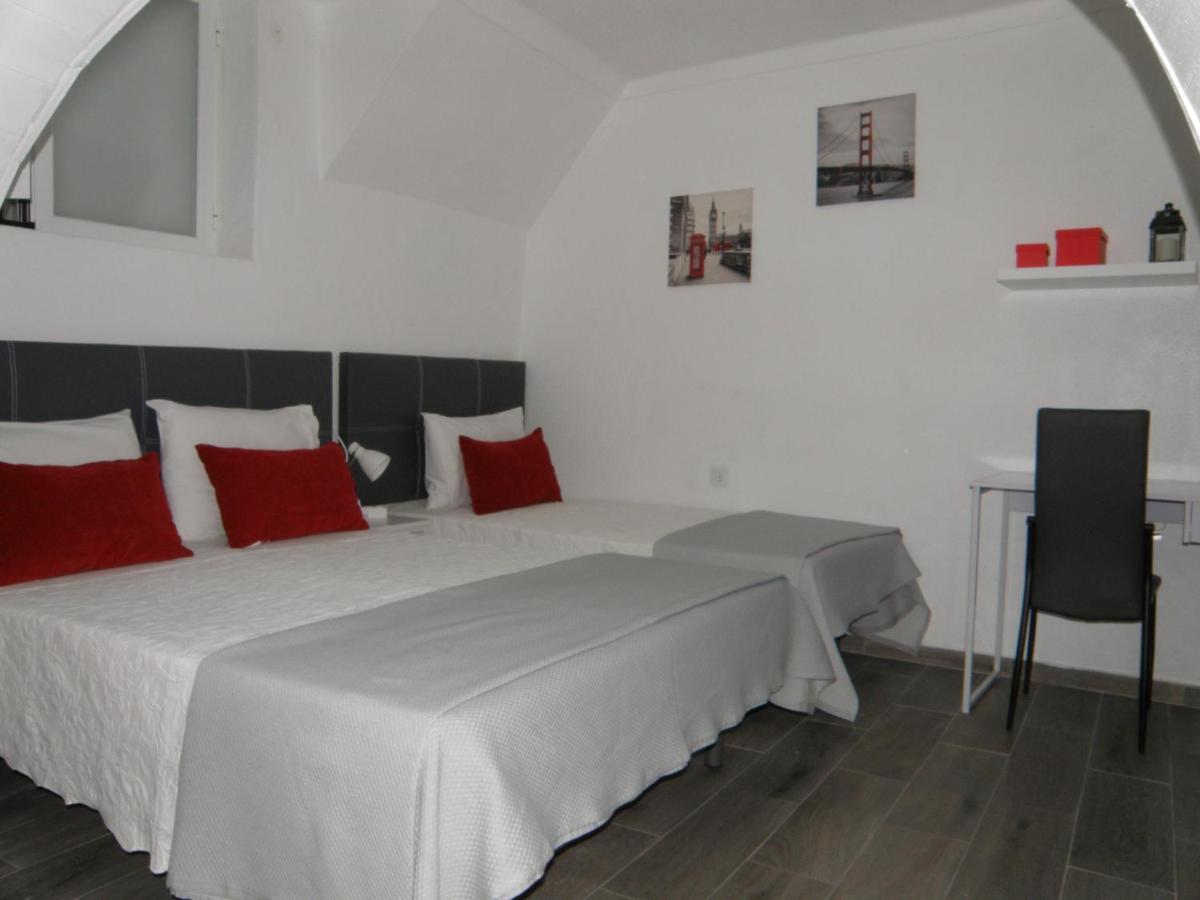 Residencial Antonio Mocisso Guesthouse เอลวัช ภายนอก รูปภาพ
