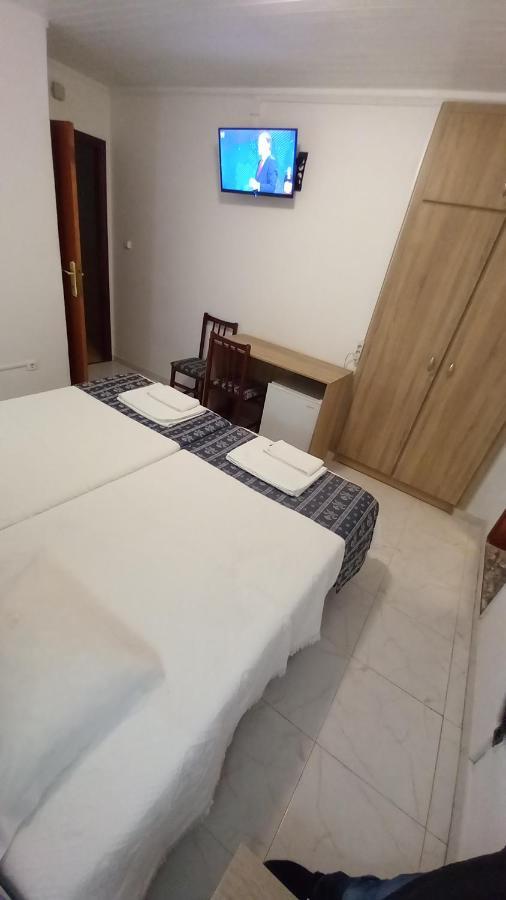 Residencial Antonio Mocisso Guesthouse เอลวัช ภายนอก รูปภาพ