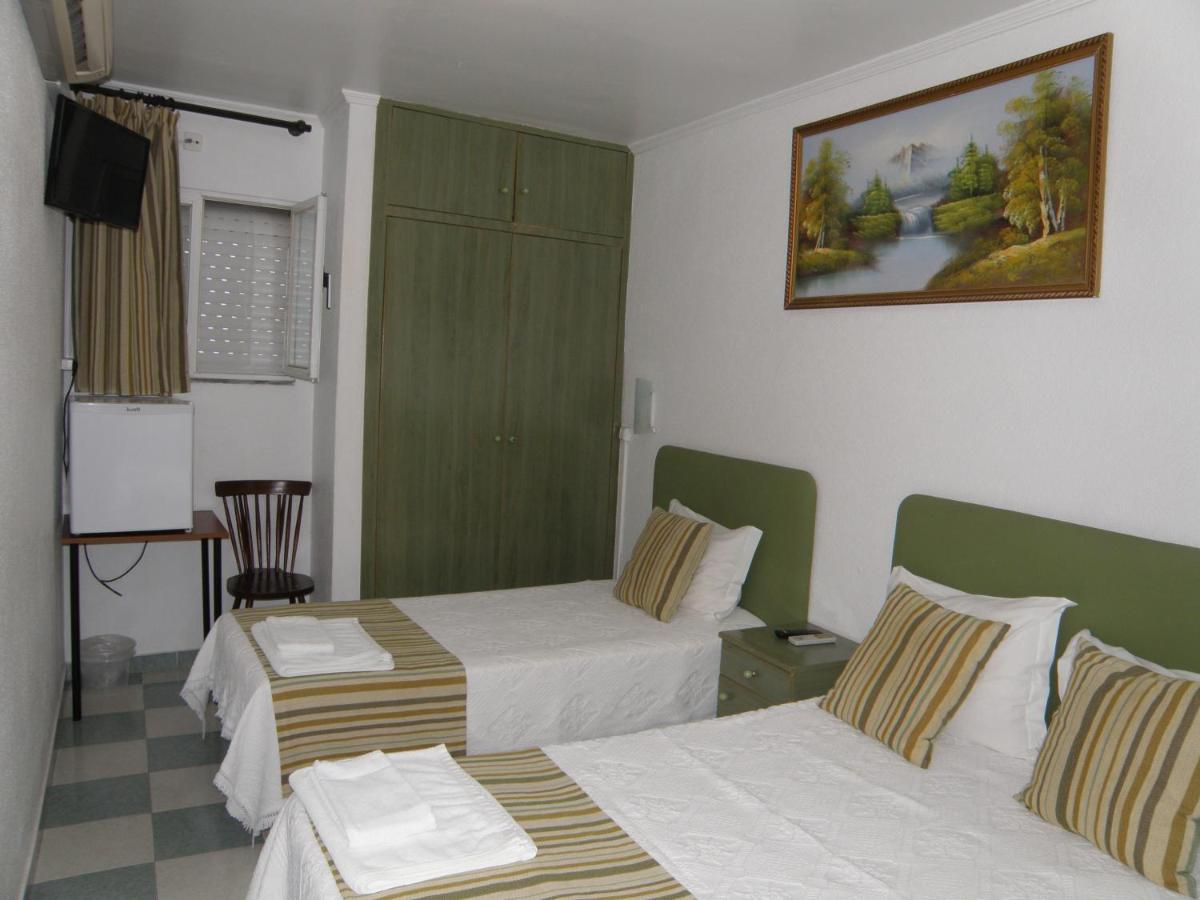 Residencial Antonio Mocisso Guesthouse เอลวัช ภายนอก รูปภาพ