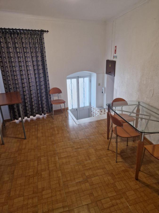 Residencial Antonio Mocisso Guesthouse เอลวัช ภายนอก รูปภาพ