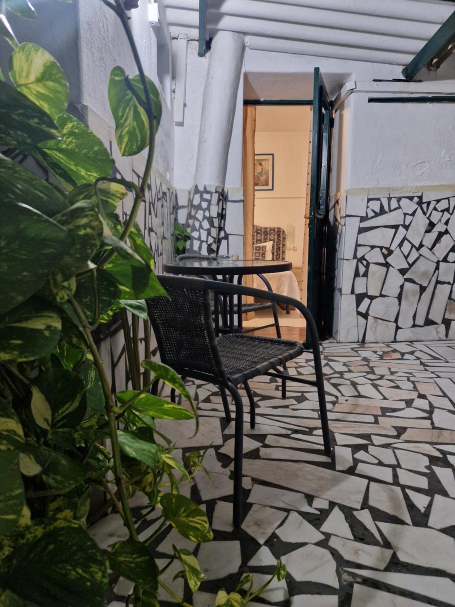 Residencial Antonio Mocisso Guesthouse เอลวัช ภายนอก รูปภาพ