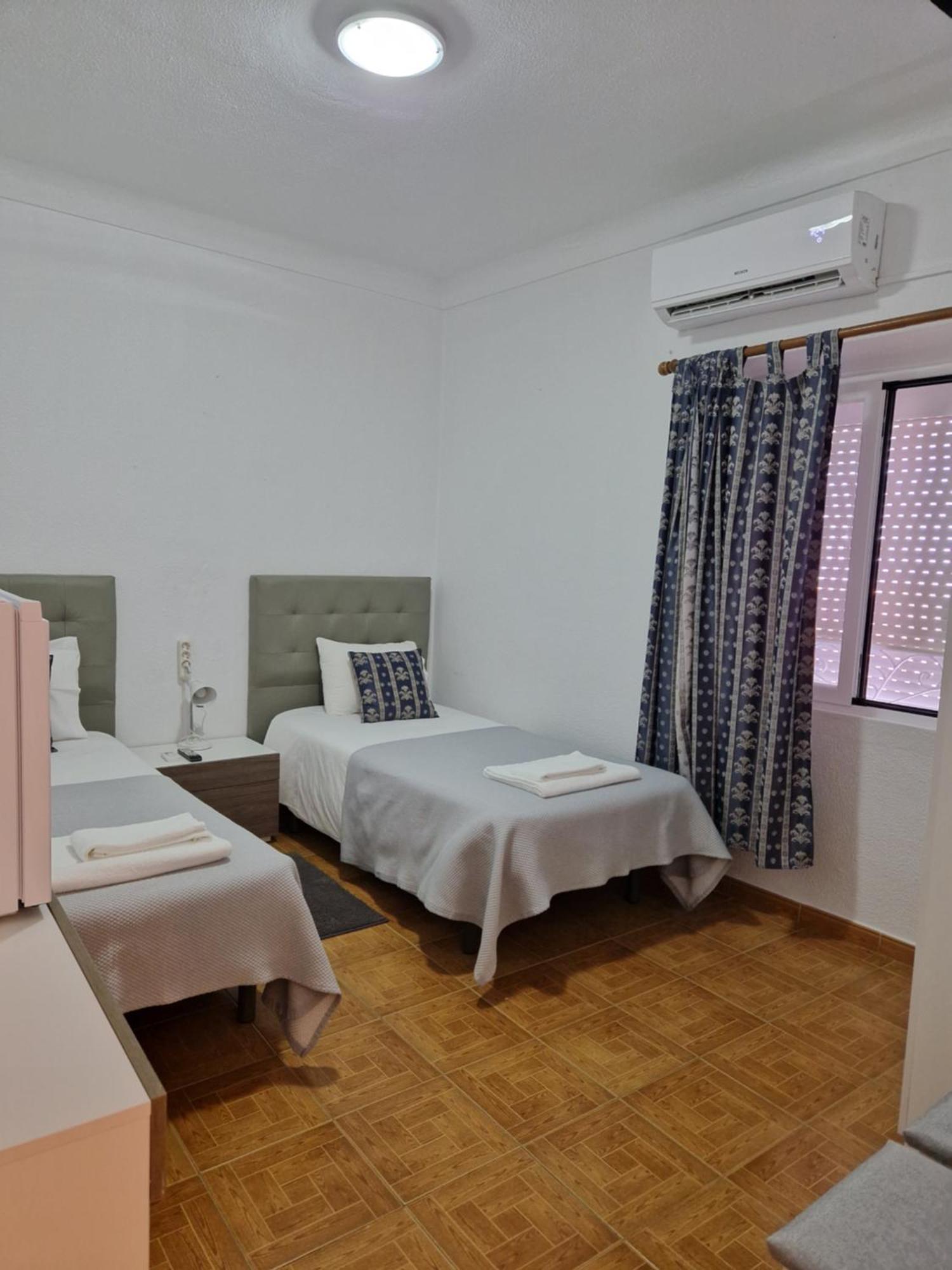 Residencial Antonio Mocisso Guesthouse เอลวัช ภายนอก รูปภาพ